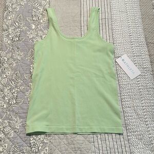 NWT Athleta Lime Green Renew Scoop Neck Tank - Sz Medium